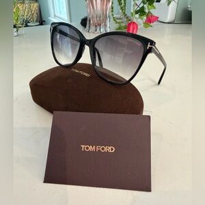 TOM FORD Ani Cat-Eye Sunglasses ~ NWT